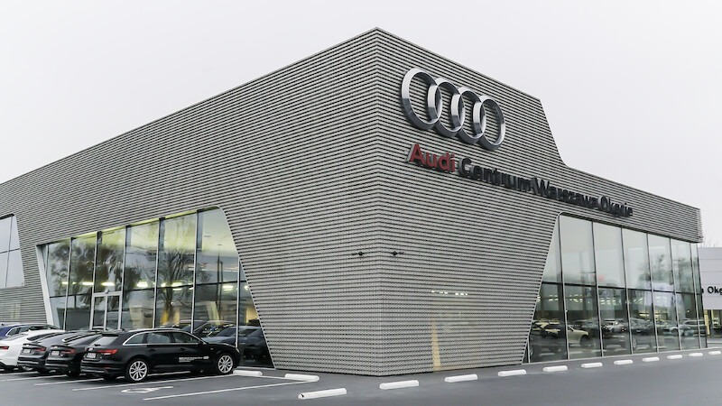 Audi Centrum Warszawa Okęcie - nowy salon czterech pierścieni